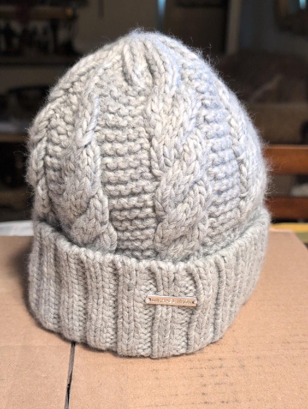 Michael Kors Women's Cable Knit Beanie - Light Gray